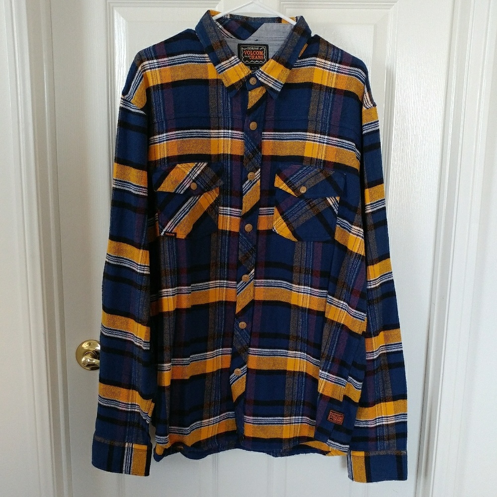 Mens XL Volcom Flannel Shirt